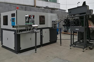 Economical Automatic Bottle Blow Molding Machine